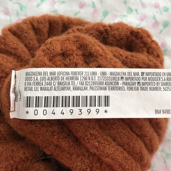 FOREVER 21 Cable Knit Winter Beanie Hat Mustard Orange - Picture 4 of 4